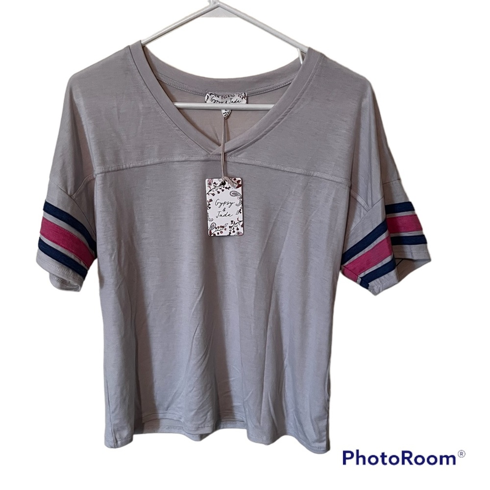 Gypsy & Jade T-Shirt Size L NWT